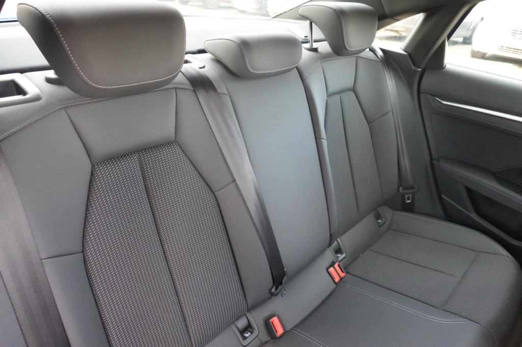 Audi S3 limousine 2.0 tfsi 310 pk ! quattro