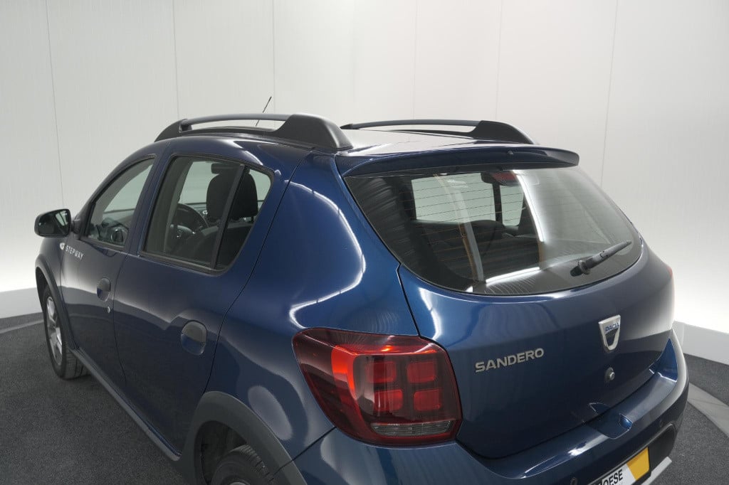 Dacia Sandero Stepway tce 90 sl | navigatie | parkeersensoren | airco