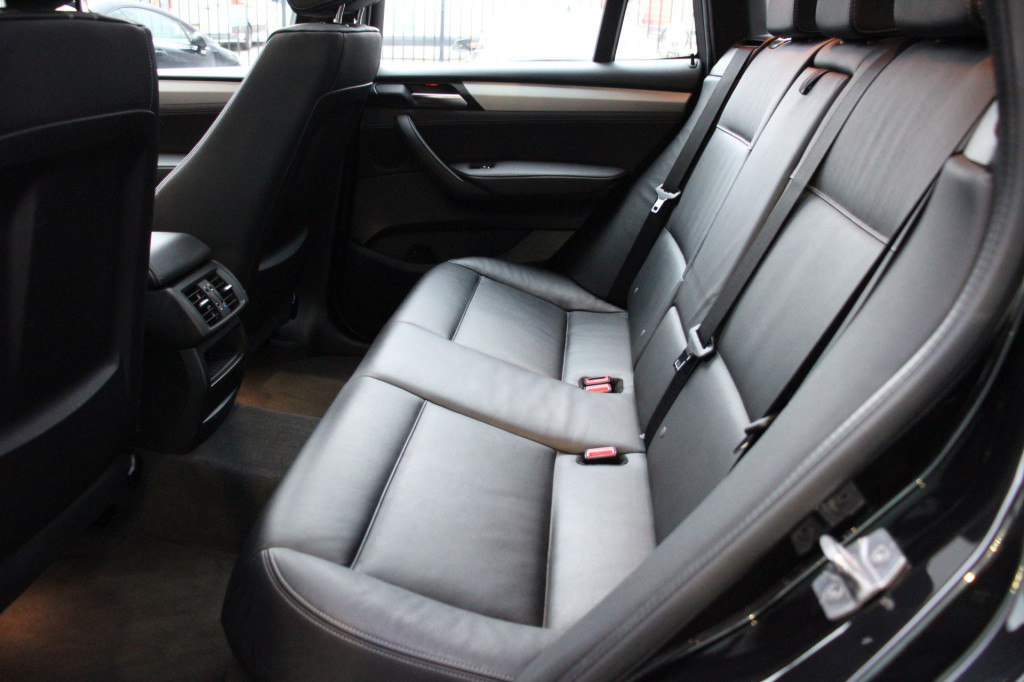 BMW X3 xdrive35i high executive m-sport | 306pk | panoramadak | afn. trekha