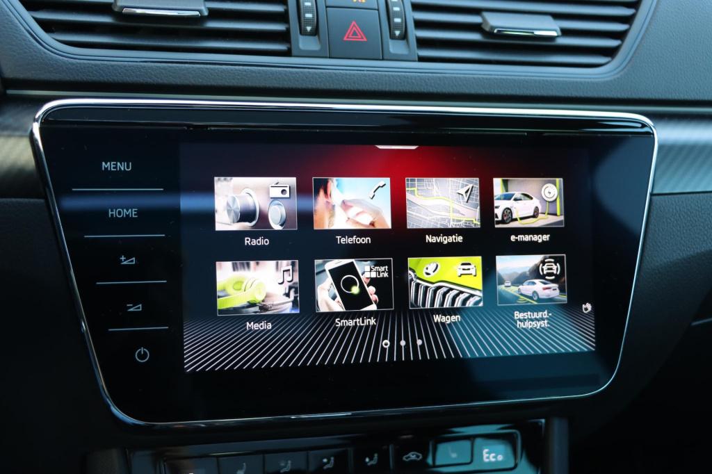 Skoda Superb combi 1.4 tsi iv sportline 218pk dsg6