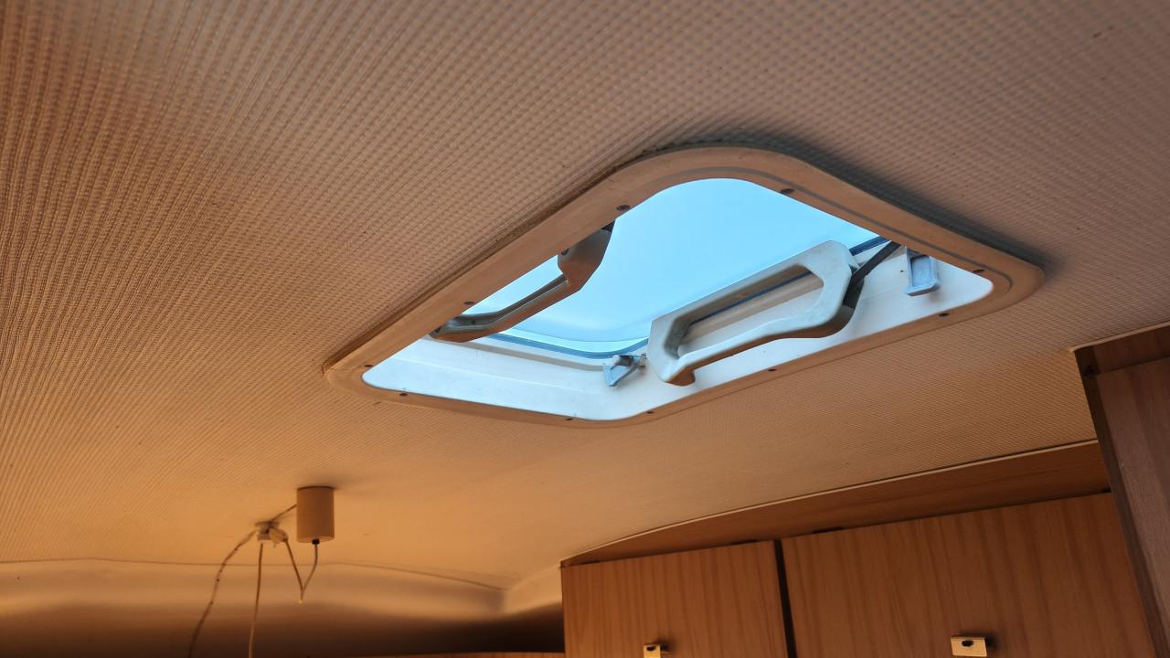 Lander Graziella 340 vrij van keuring (500-750 kg)