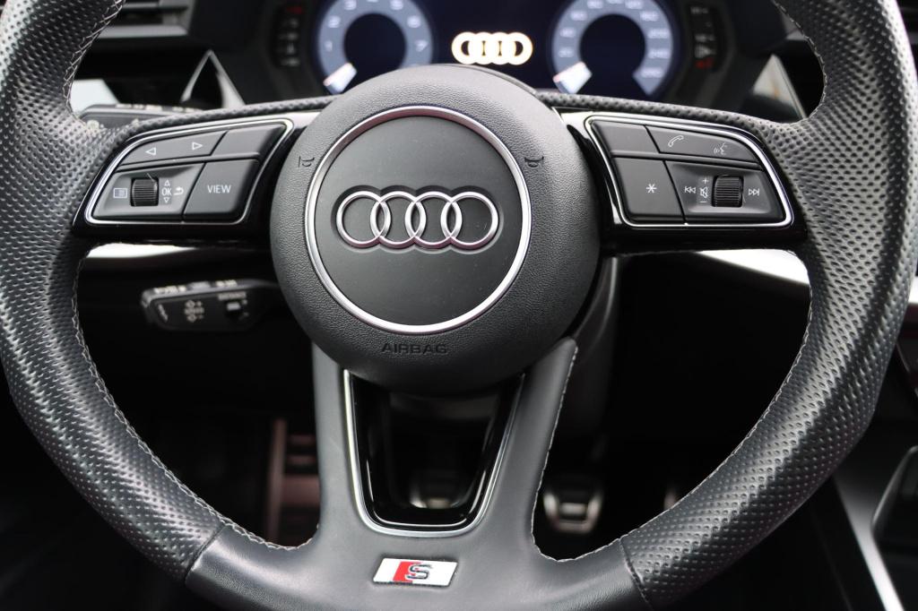 Audi A3 limousine 35 tfsi s edition 150pk