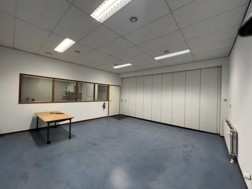 TE HUUR 32m2 kantoor/bedrijfsruimte in Goes