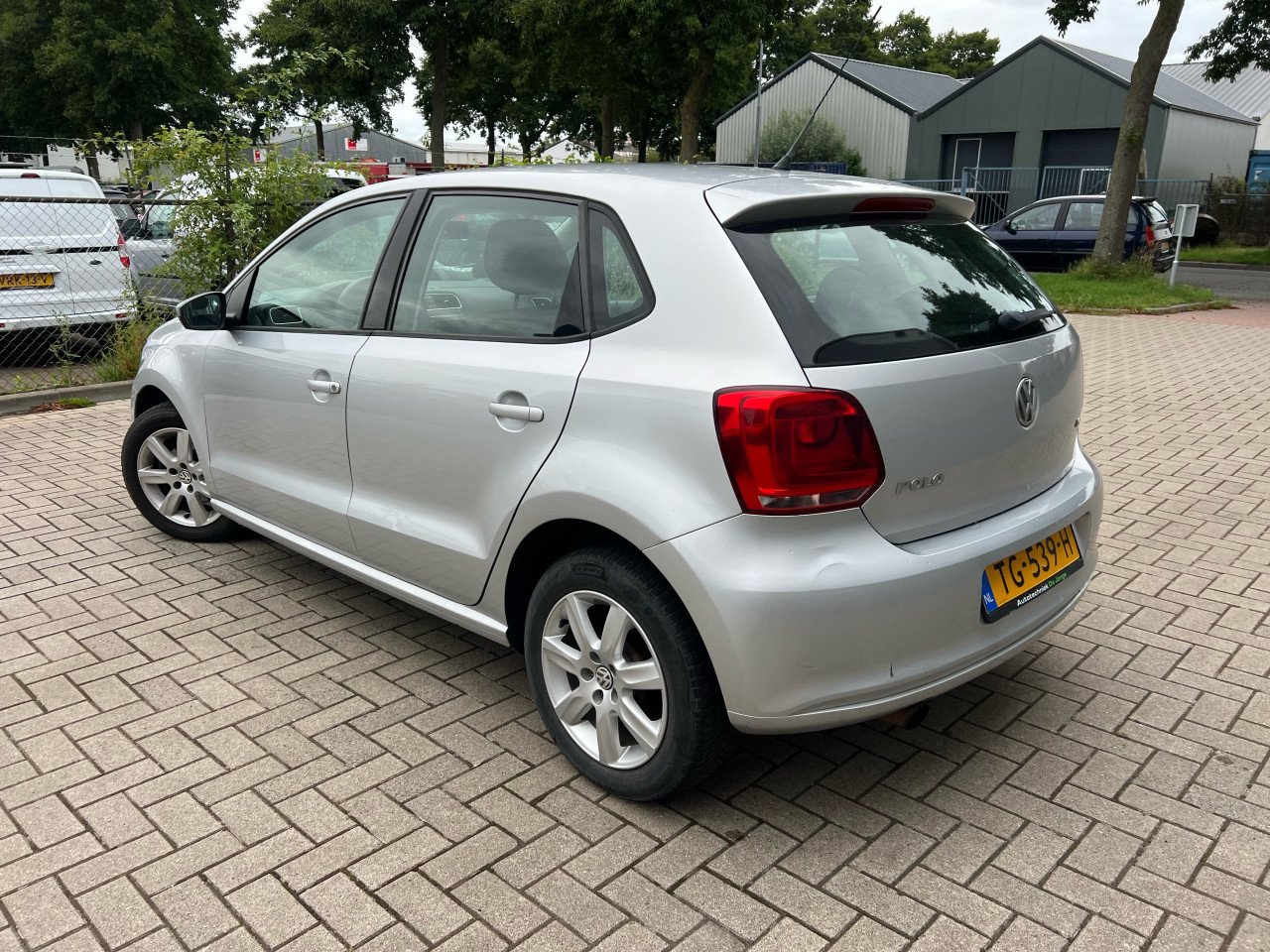 Volkswagen Polo 1.4-16V Highline Jaar Apk