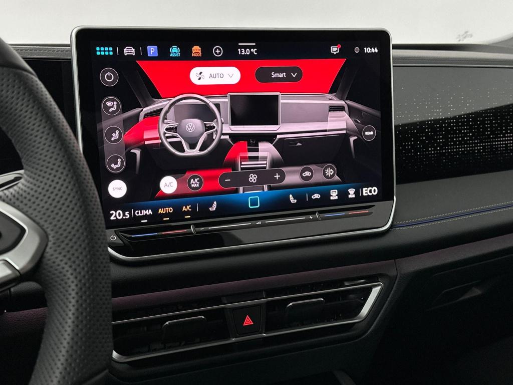 Volkswagen Tiguan r-line edition 1.5 ehybrid 200 kw / 272 pk suv 6 v