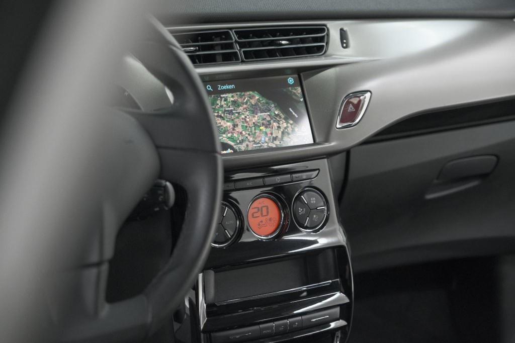 Citroen C3 puretech 82 selection | trekhaak | apple carplay | parkeersensor