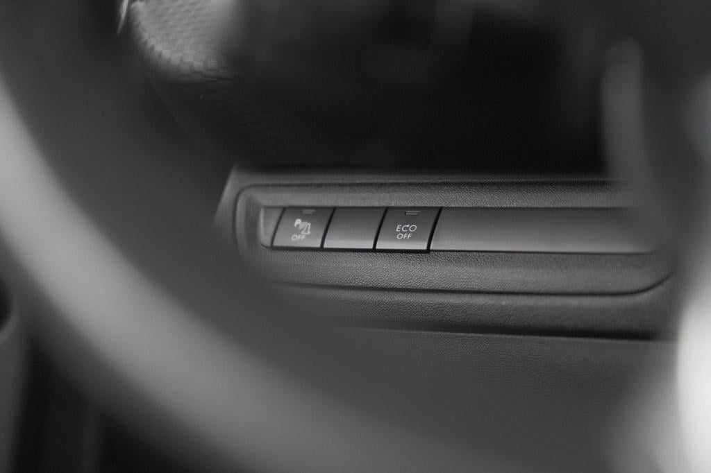 Peugeot 2008 puretech 110 eat6 allure | camera | navigatie | parkeersensore