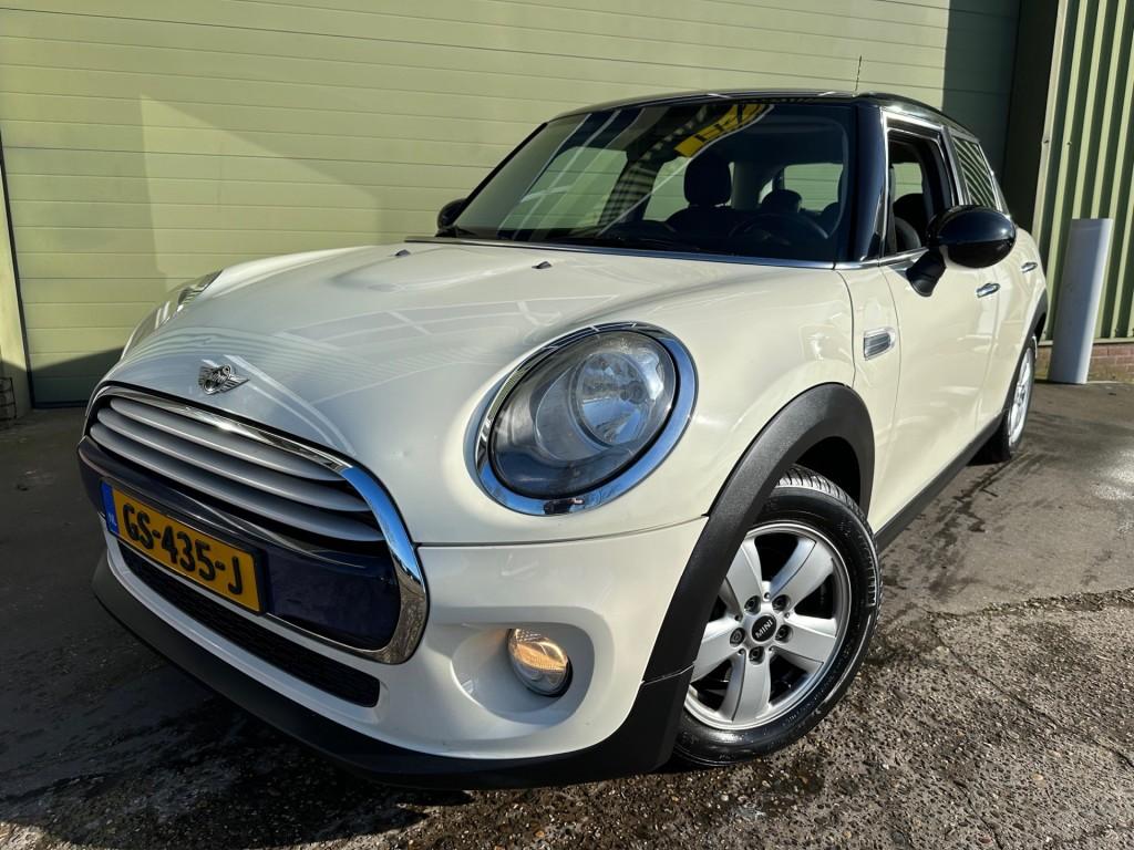 Mini 5-deurs cooper 1.5 136pk