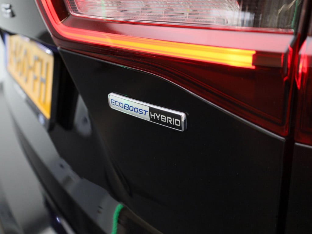 Ford Focus wagon 1.0 ecoboost hybrid active style | climate control | cruis