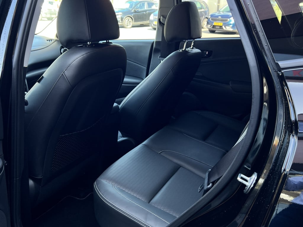 Hyundai Kona 1.6 gdi hev premium sky