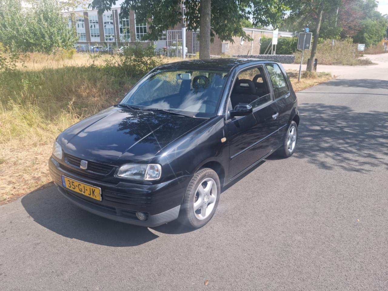Seat arosa 1.4 mpi bj 11-2000 apk 8-2027