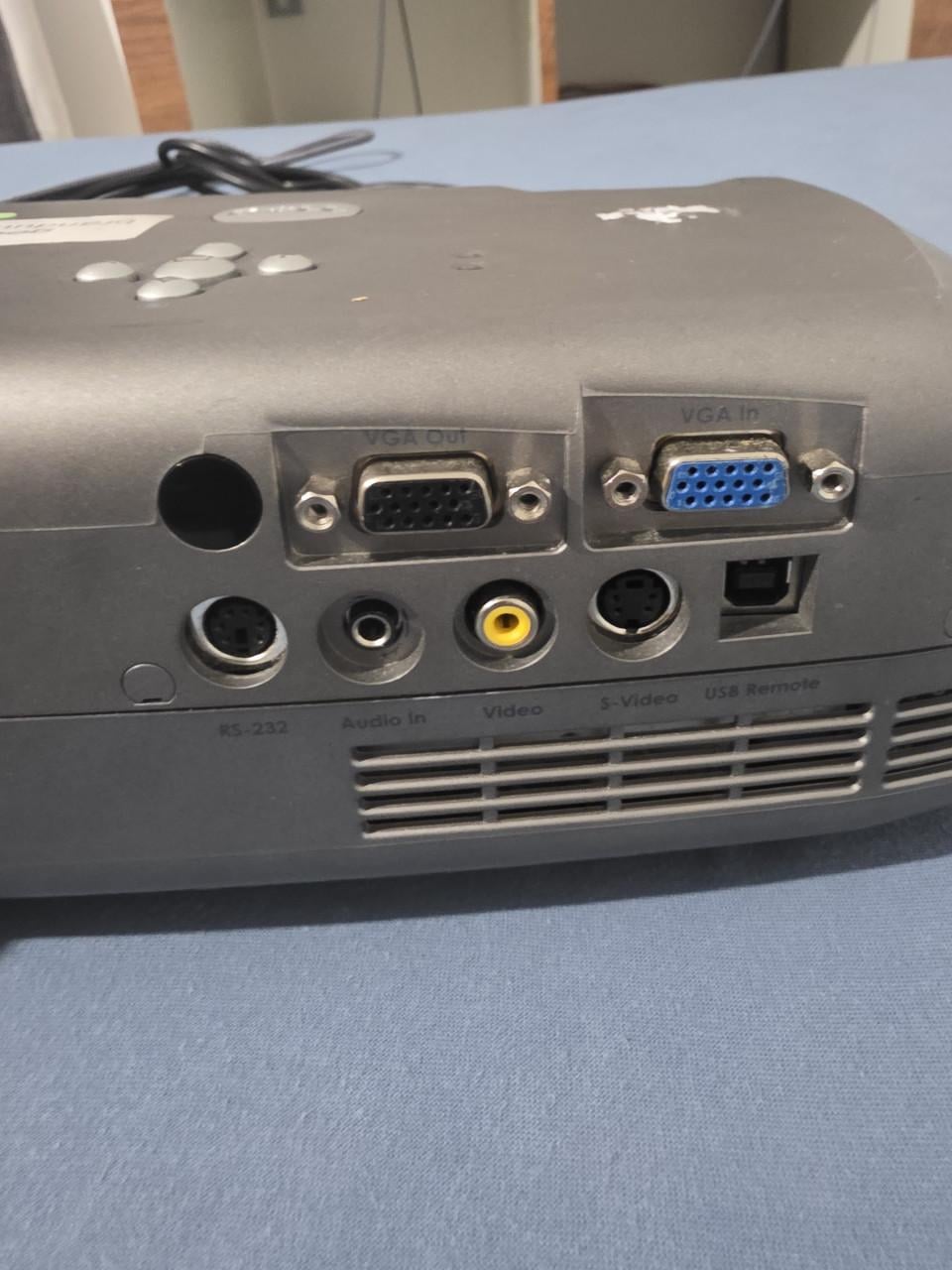 Dell Projector / Beamer (Slechts 264 branduren) – Direct klaar voor HDMI