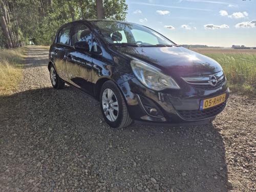 Opel Corsa 1.3 Cdti Ecoflex 70KW 5D 2011 Zwart