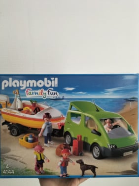Playmobil 4144 Gezinswagen nieuw in doos