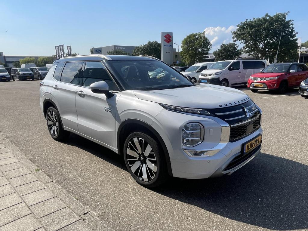 Mitsubishi Outlander 2.4 phev instyle+ | full option |trekhaak