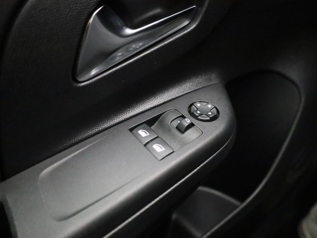 Opel Corsa-e edition 50 kwh | apple car play | cruise control | climate con