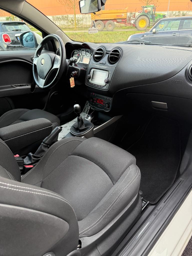 Alfa Romeo MiTo 1.4t - sbk - lage kmstand