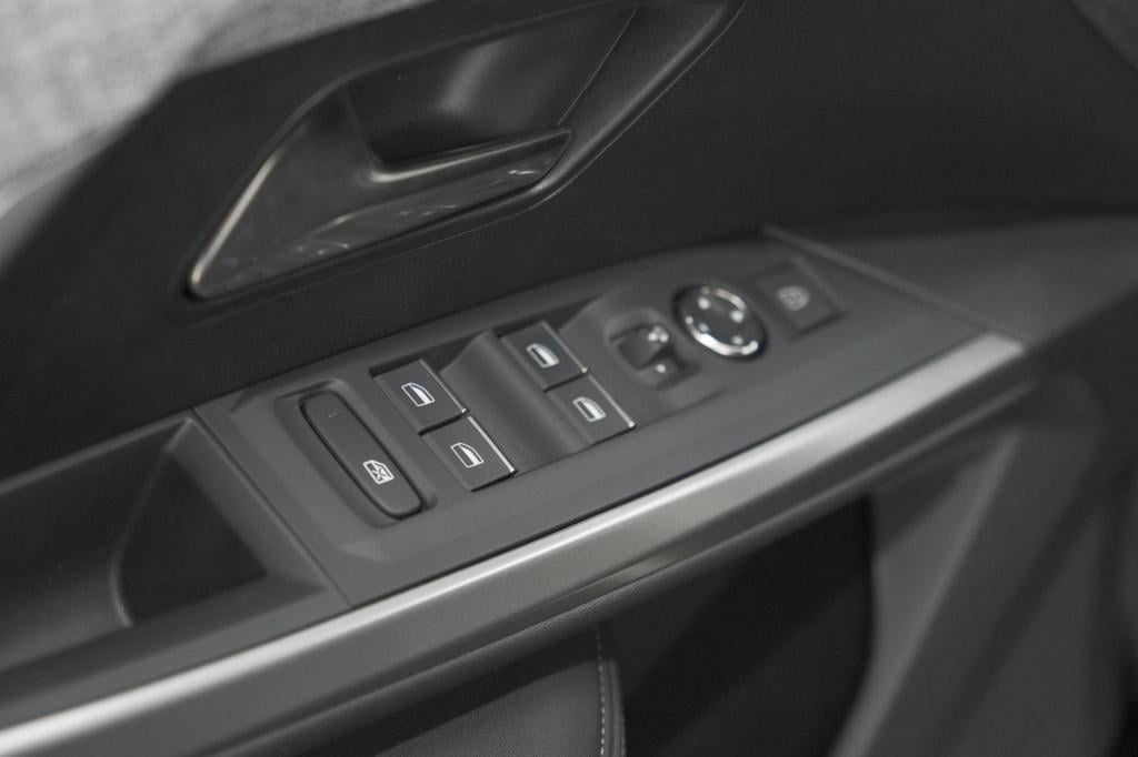 Peugeot 3008 1.2 hybrid 145 gt | 360 vision pack | adaptieve cruise control