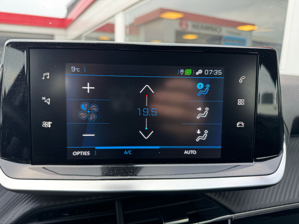 Peugeot 2008 1.2 puretech active