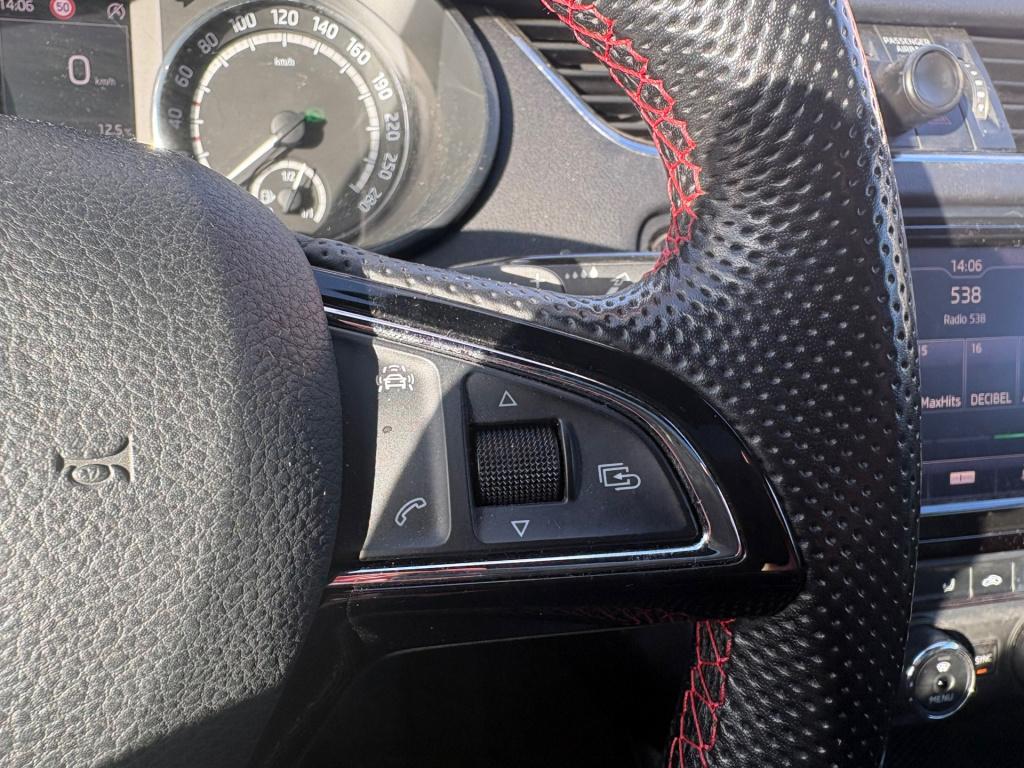 Skoda Octavia combi 2.0 tsi rs