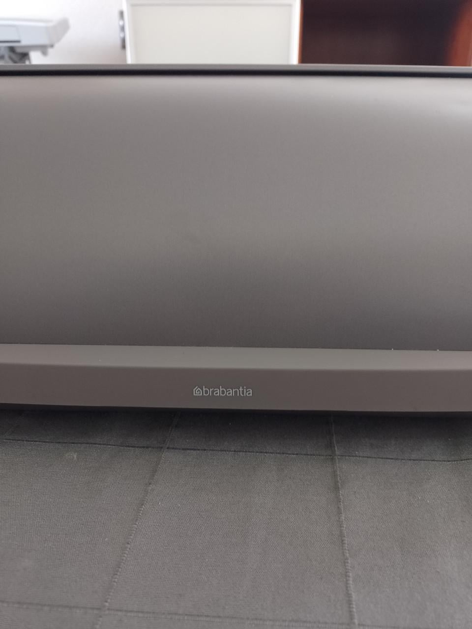 Brabantia broodtrommel-taupe kleurig