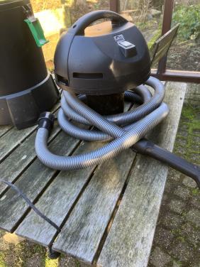 Vijver (of zwembad ) stofzuiger