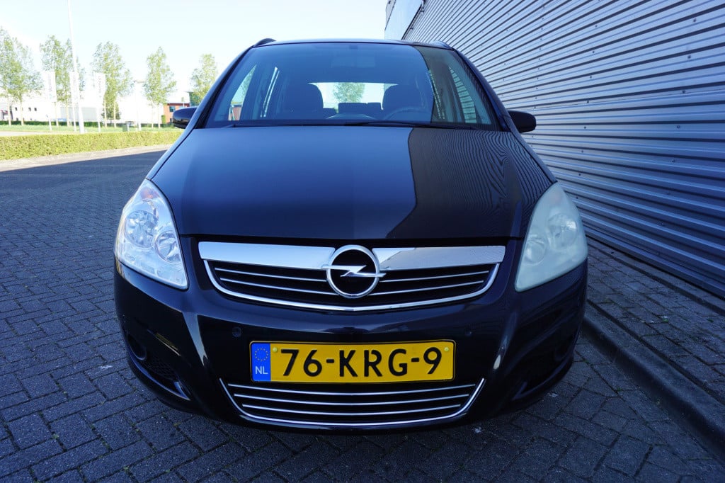 Opel Zafira 1.6 temptation - 7persoons - airco / navi / cruise / elektr. ra
