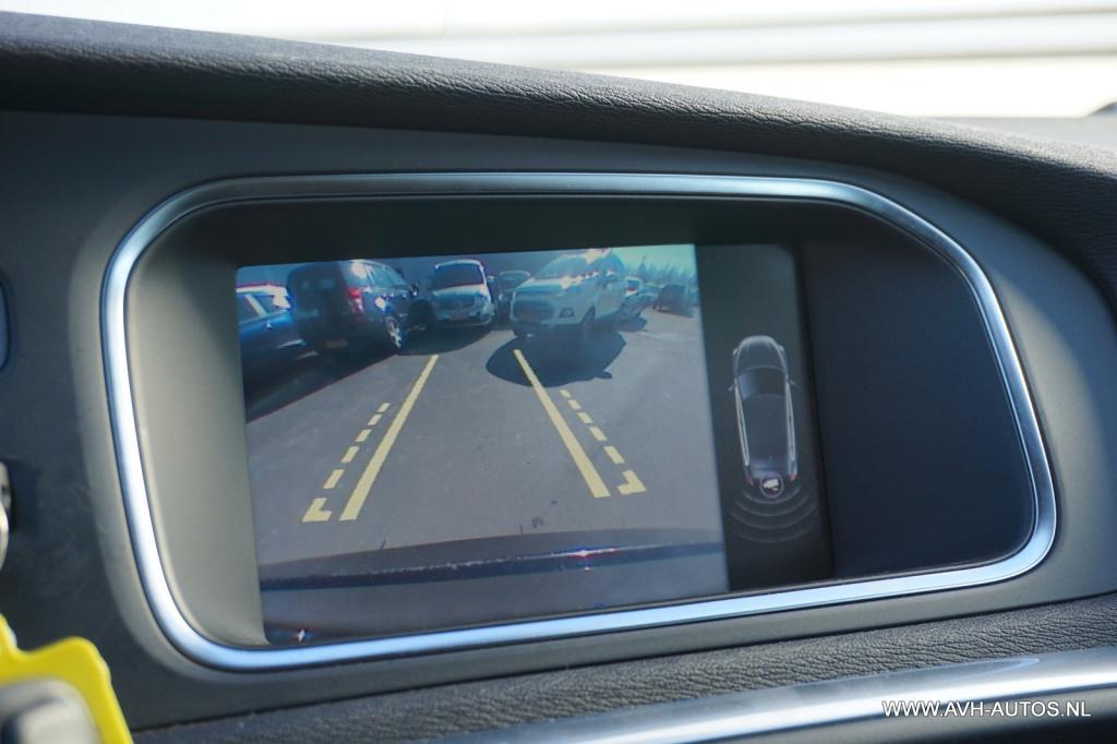 Volvo V40 1.6 t3 r-design