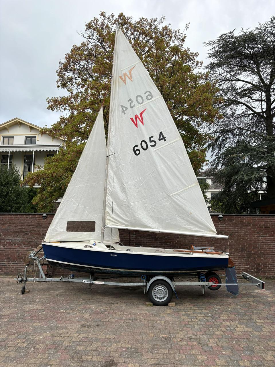Kanteltrailer TTH 750 EASYROLLER COC met gratis Wayfarer zeilboot