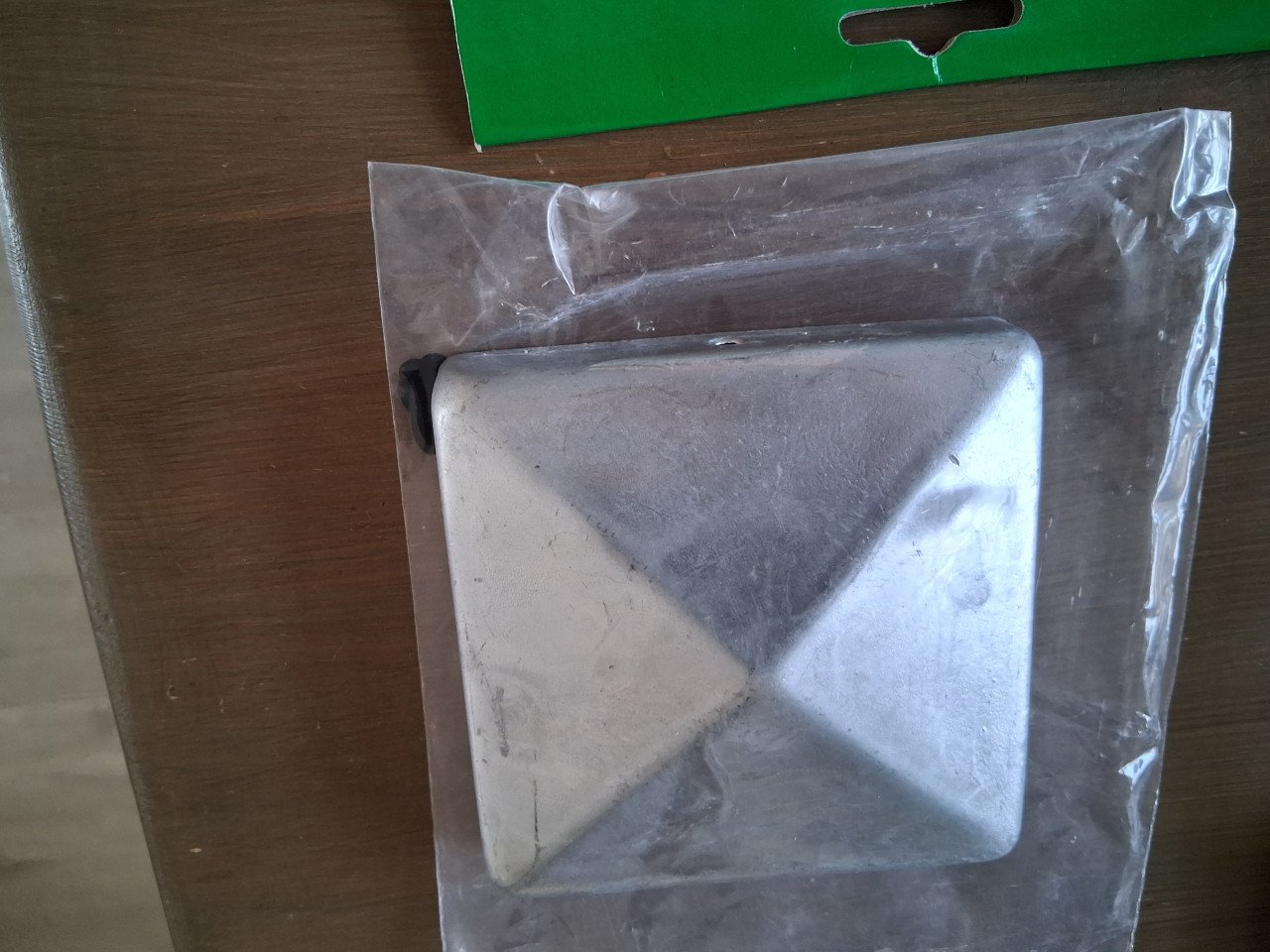 Te Koop: 6 nieuwe paalornamenten