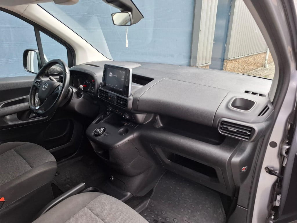 Opel Combo 1.5d l2h1 edition automaat / airco / cruise controle / trekhaak 