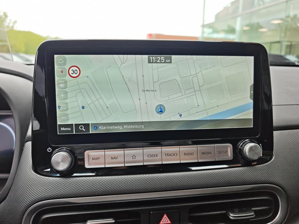 Hyundai Kona ev premium 64 kwh soh 98%