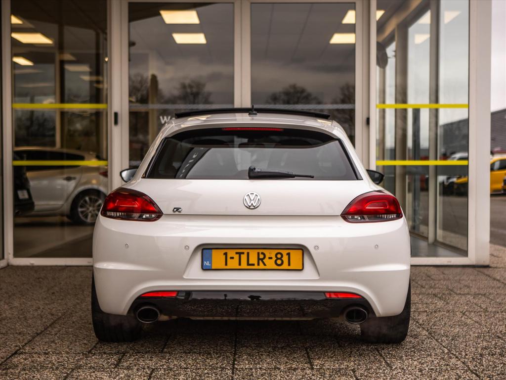 Volkswagen Scirocco 2.0 tsi 265 pk r | kuipstoel | dyna-audio | panoramadak