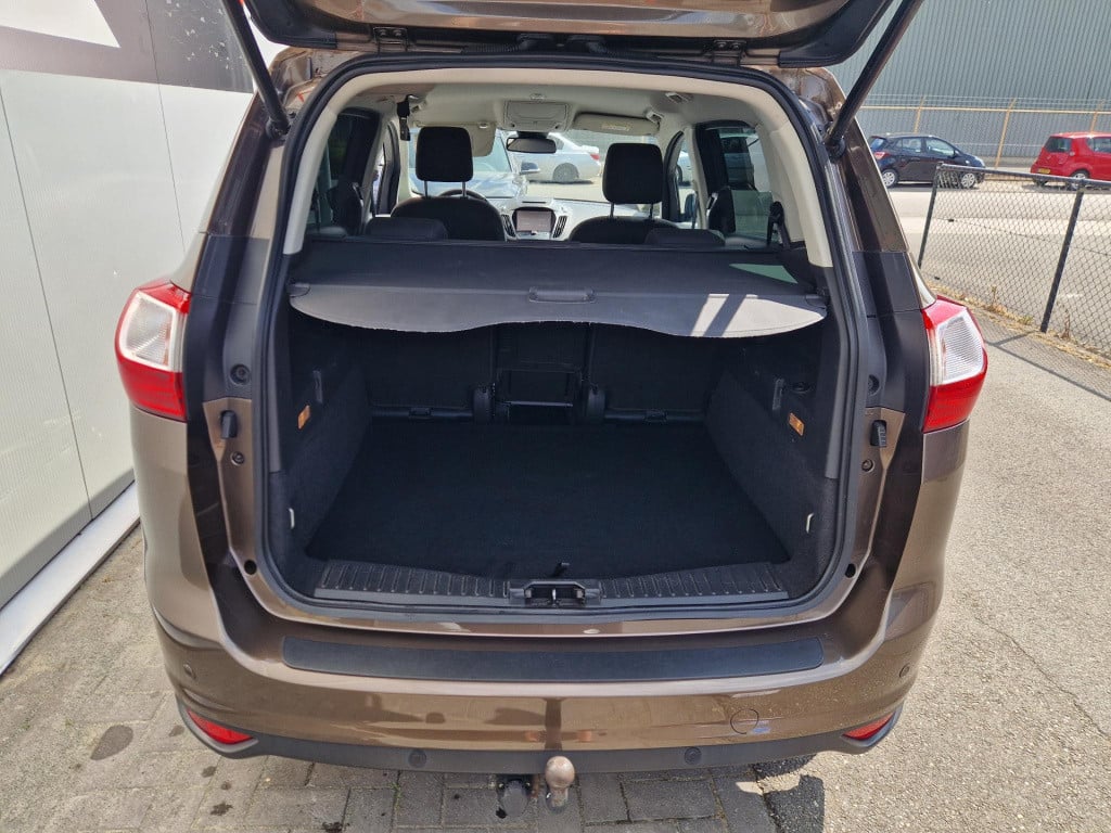 Ford Grand C-max 1.0 titanium