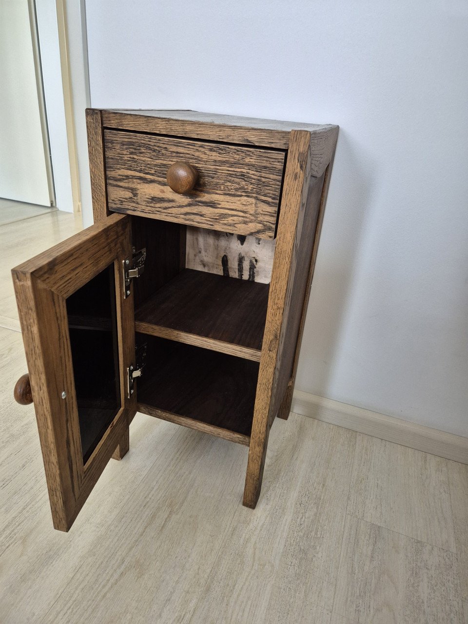 Te koop, kastje