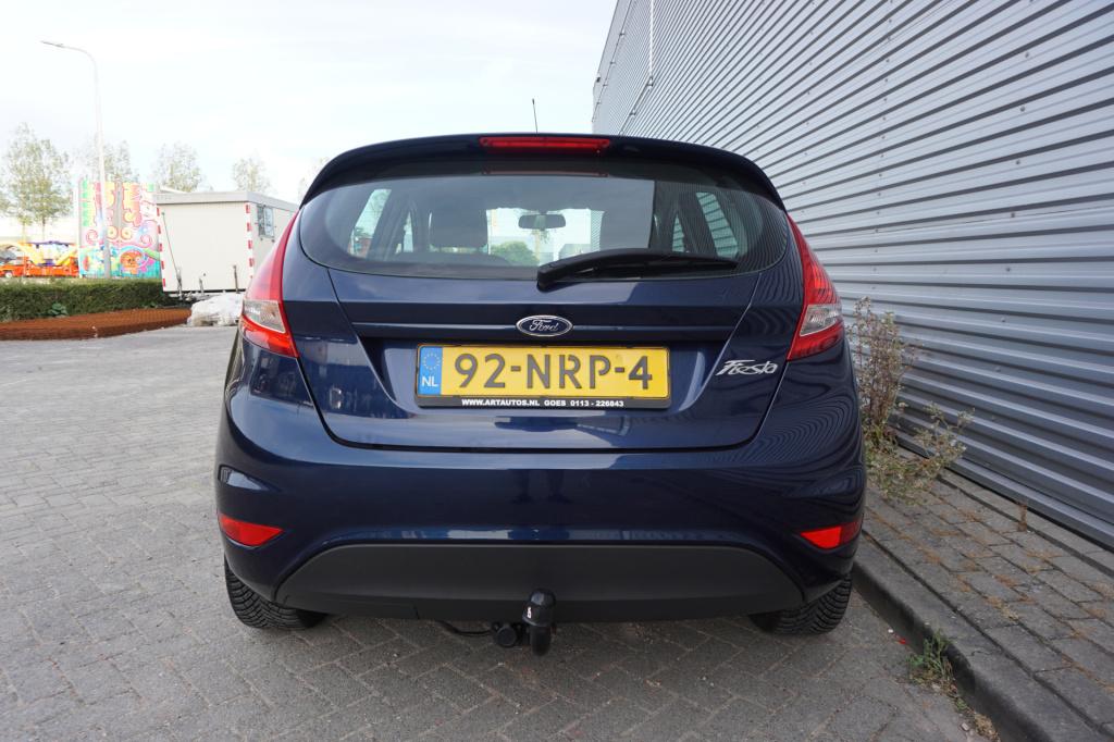 Ford Fiesta 1.25 limited airco / elektr. ramen / nap
