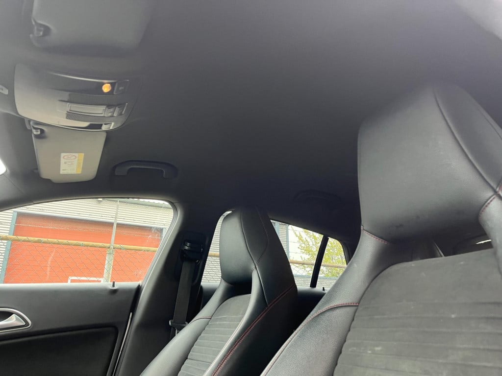 Mercedes-Benz Cla shooting brake 180 ambition amg edition | orig. nl | trek