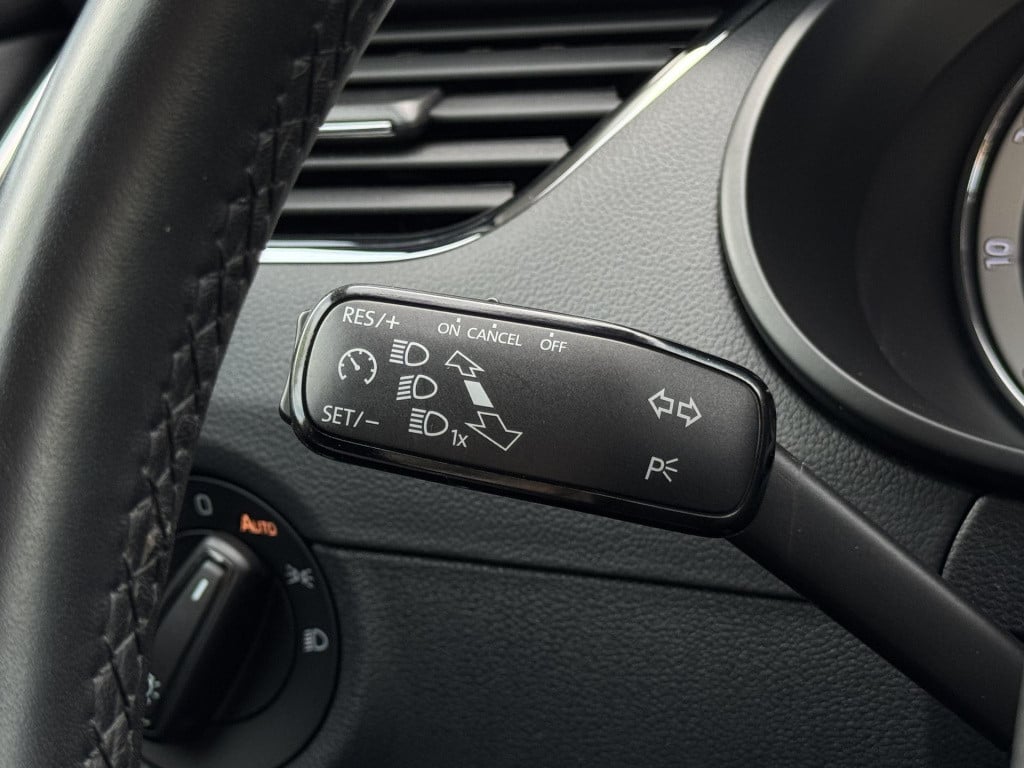 Skoda Octavia 1.5 tsi greentech business edition upgrade automaat | navigat