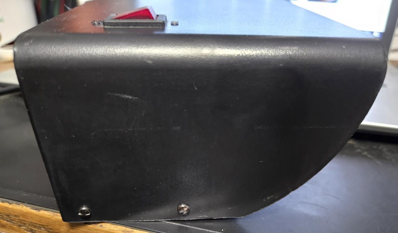 Importa UV-lamp (valsgelddetector), een tafelmodel