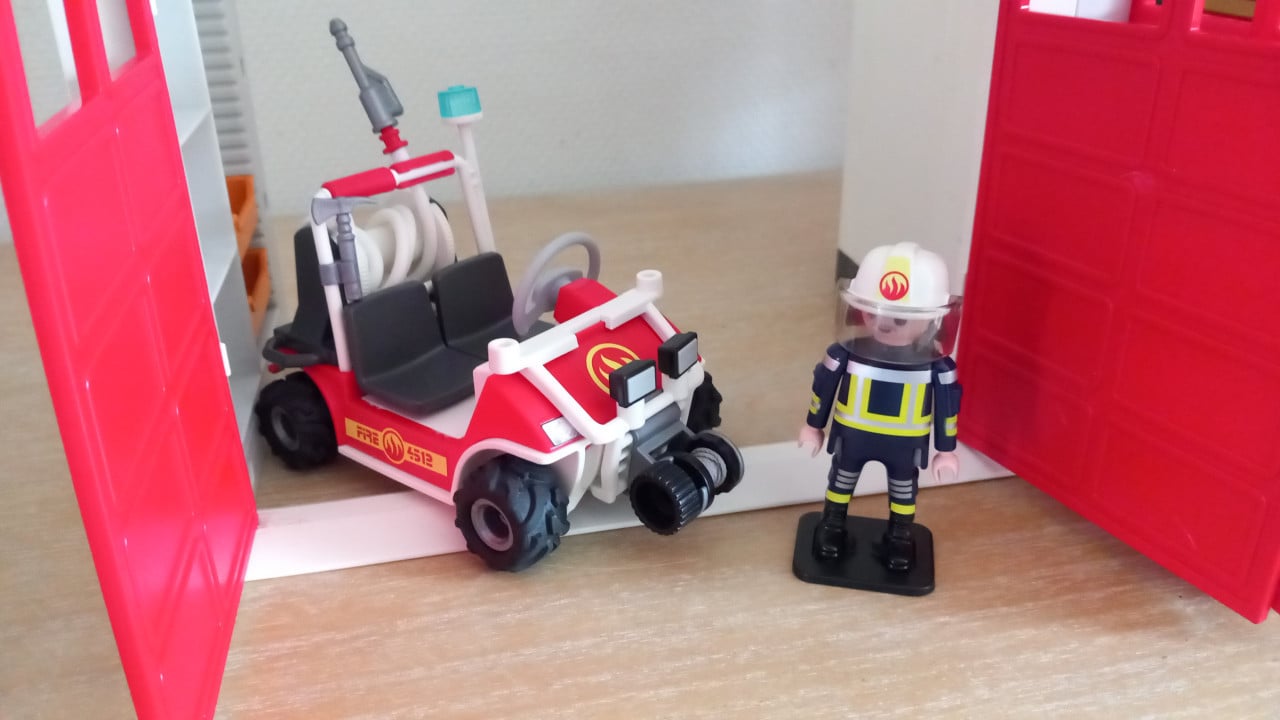 Playmobil brandweerkazerne met auto's en uitbreiding