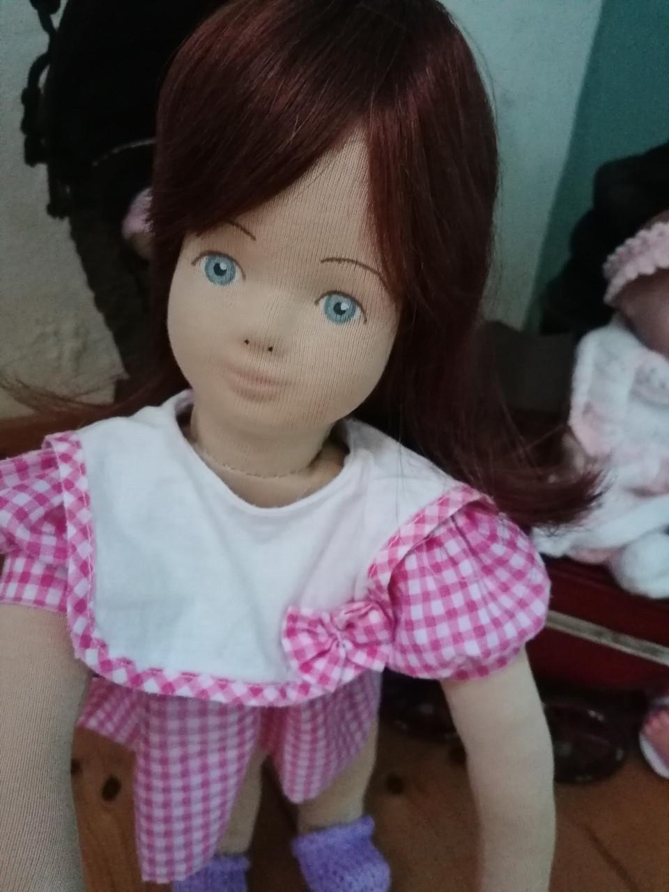 Lief meisje pop te koop