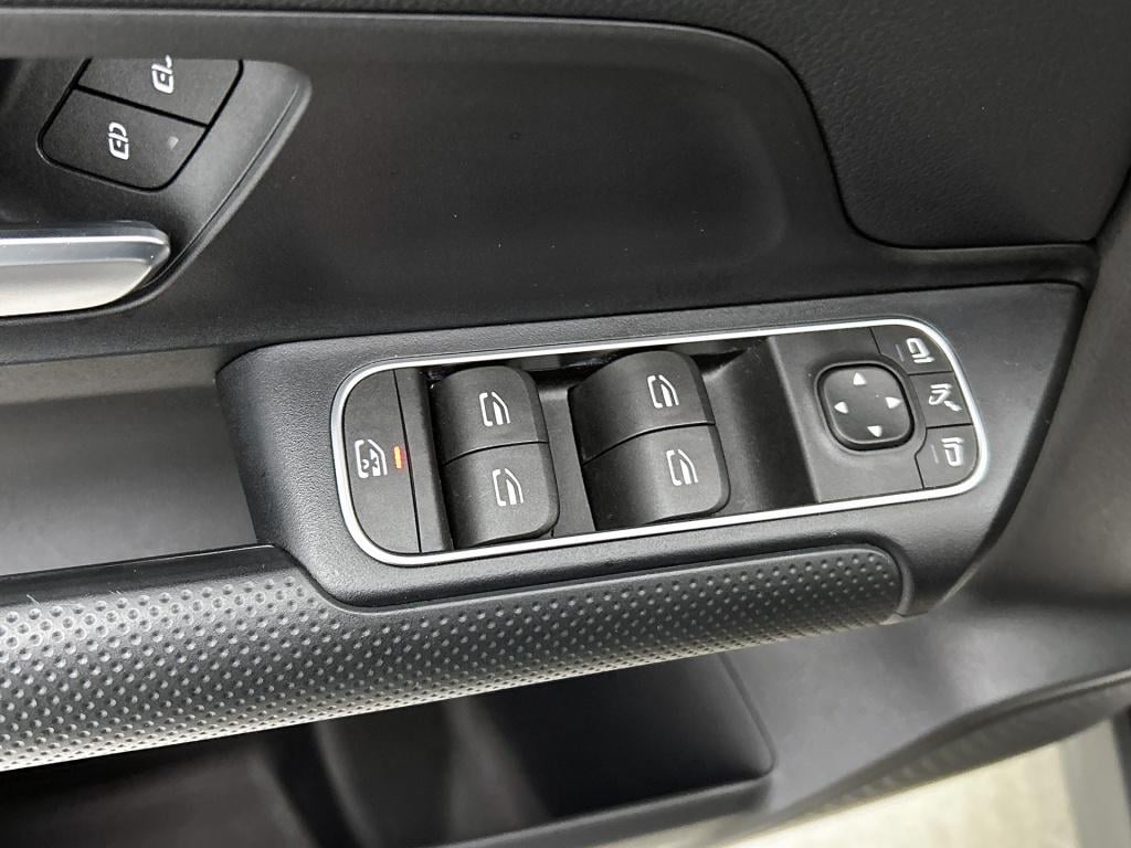 Mercedes-Benz Gla-klasse 250 e plug-in hybride panorama schuif-kanteldak | 