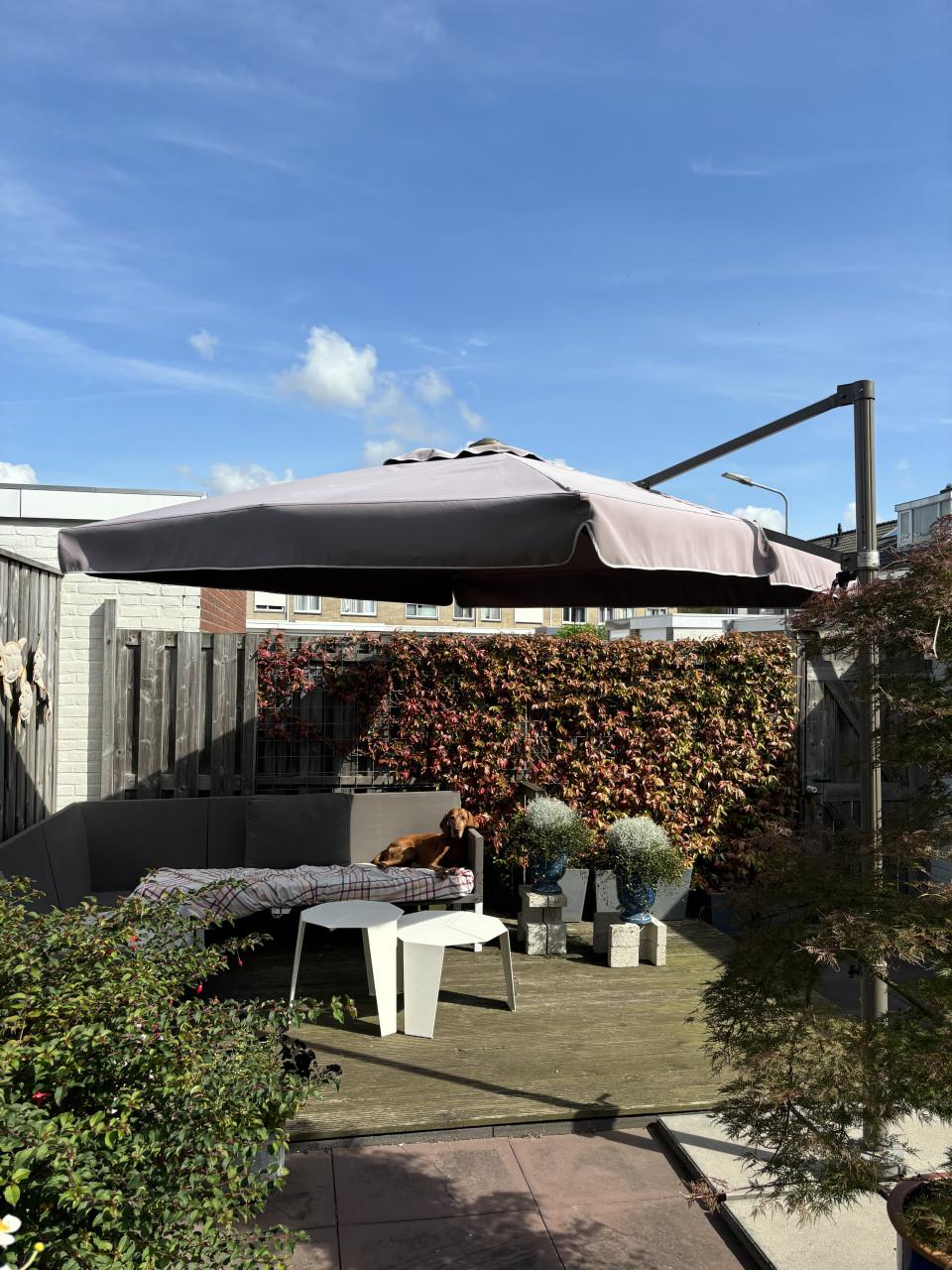 Solero Parasol lichtbruin 2.40 x 2.40