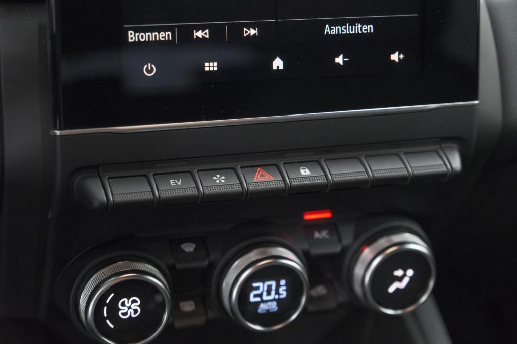 Renault Captur 1.6 e-tech hybrid 145 sl rive gauche | trekhaak | camera | a