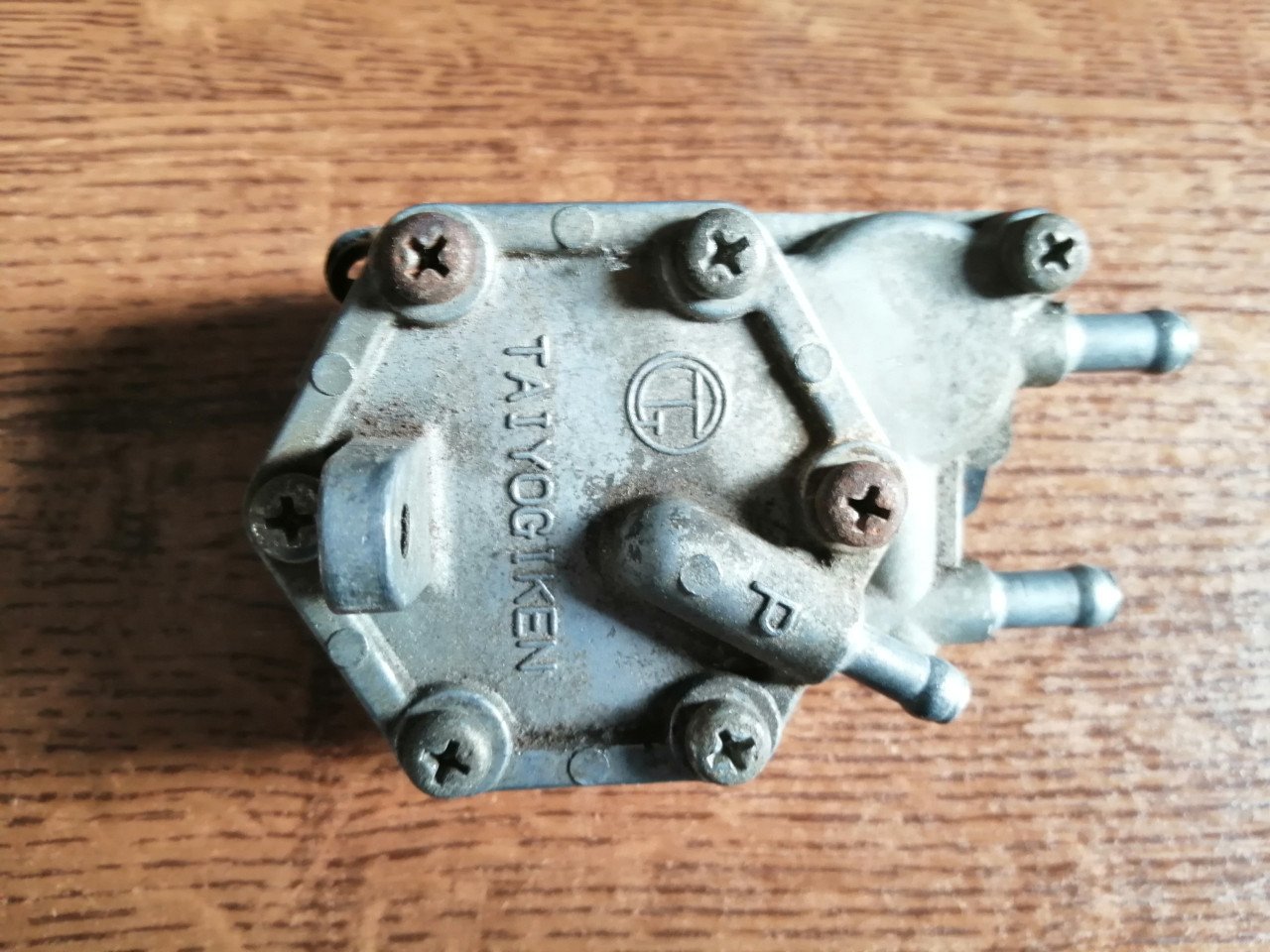 Benzinepomp yamaha tdm 850 92