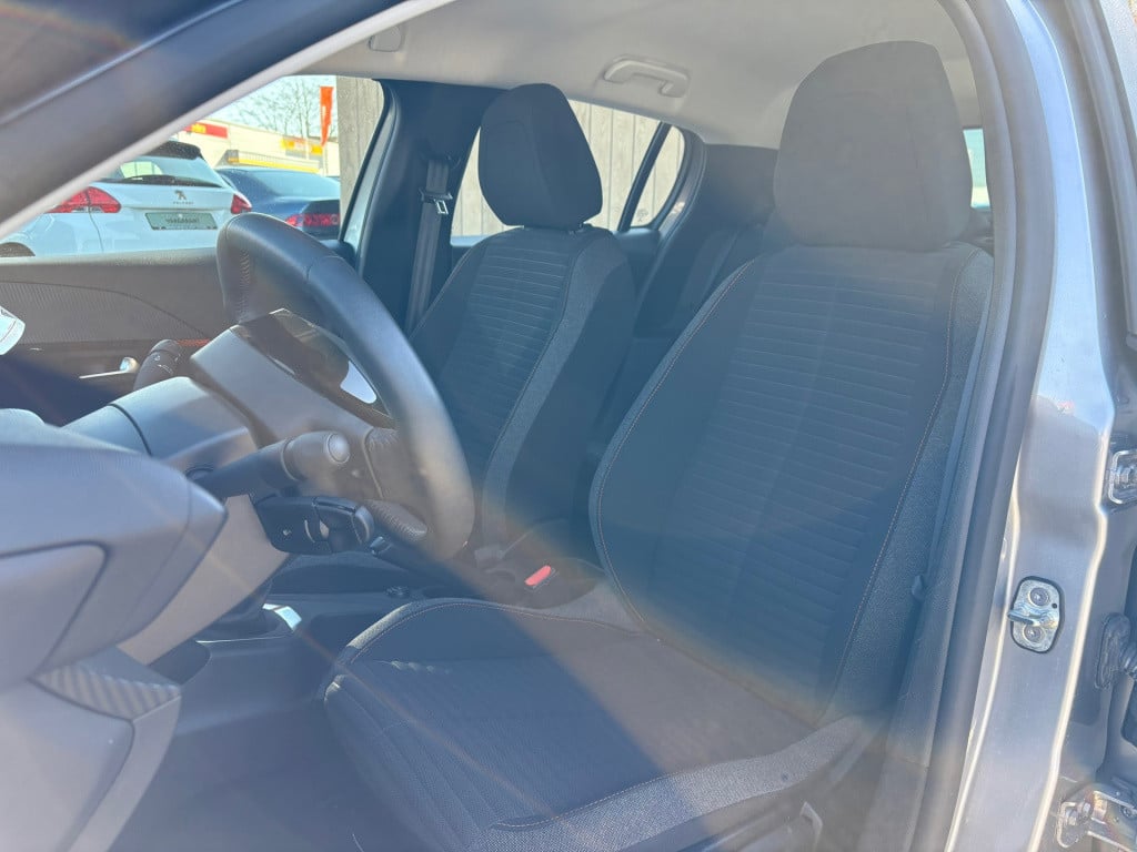Peugeot 208 1.2 puretech active