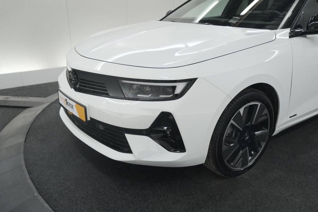 Opel Astra electric 54 kwh gs ultimate | elektrisch panoramdak | 360 camera