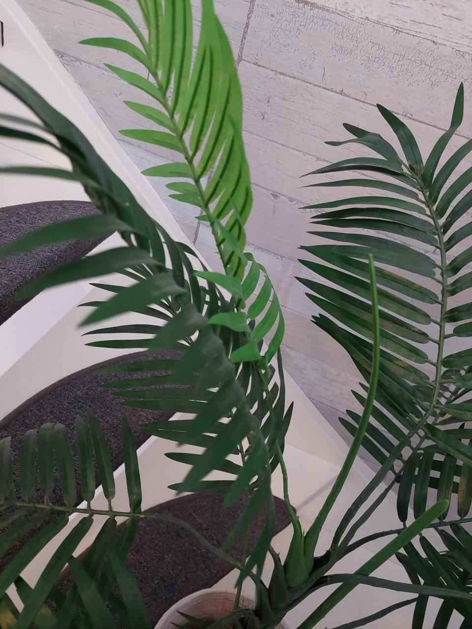 Grote kunstpalm incl. pot,  mooie kwaliteit zgan