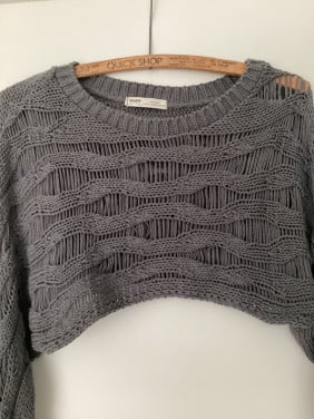 Grijze crop top gedragen maar nog heel netjes maat L