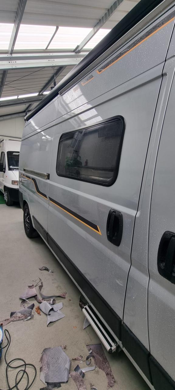 Camper / Caravan / Bedrijfsbus reiniging